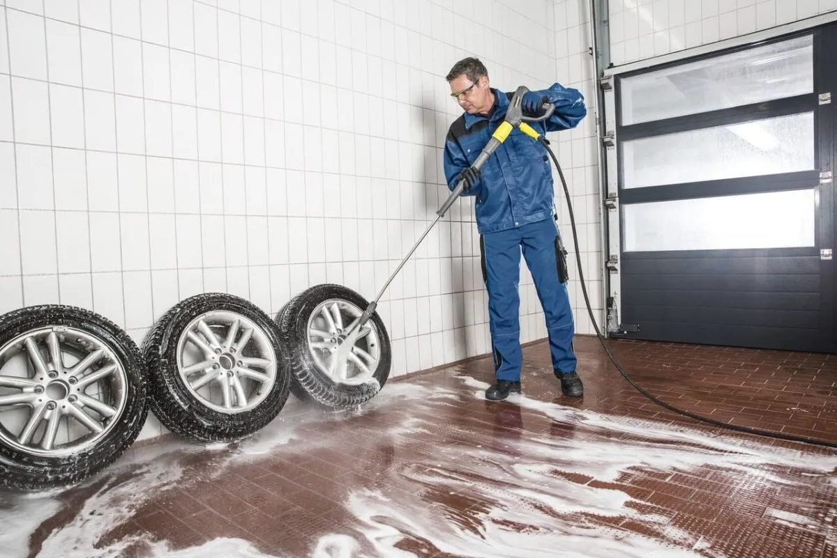 Hot Water Pressure Washer HDS Special Class