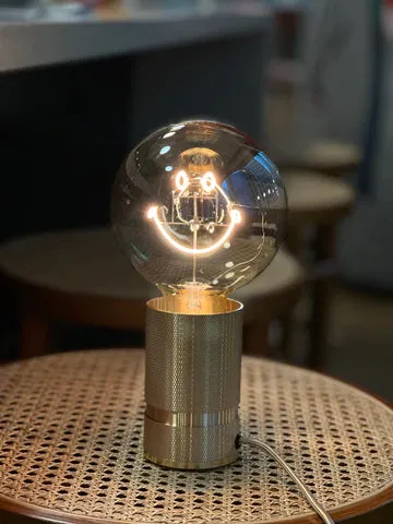 LED Filament Bulb Smiley
