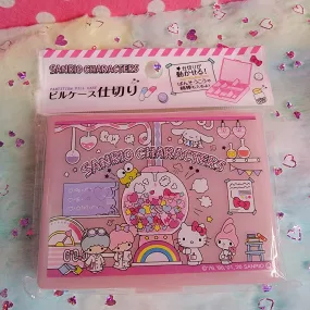 Sanrio Characters Partition Pill Case, Science Theme
