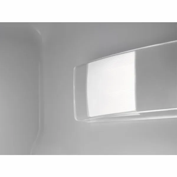 Zanussi Series 40 269L Low Frost Integrated Fridge Freezer - White | ZNFN18ES3